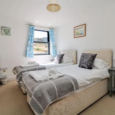 Beachcomber Apartment